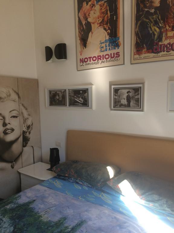 Apartmán Amazing Flat With Terrace Milán Pokoj fotografie